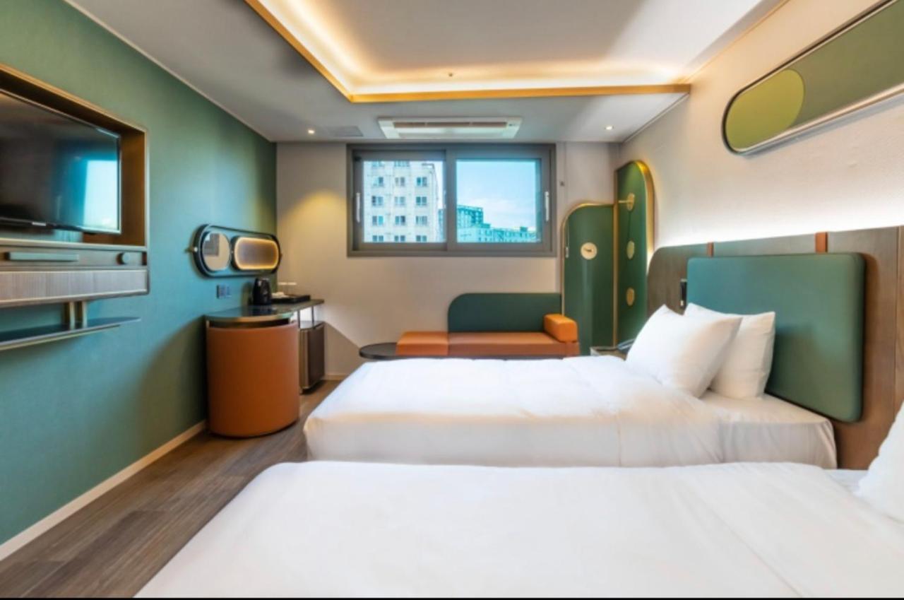 L&L Central Hotel Csedzsu Kültér fotó